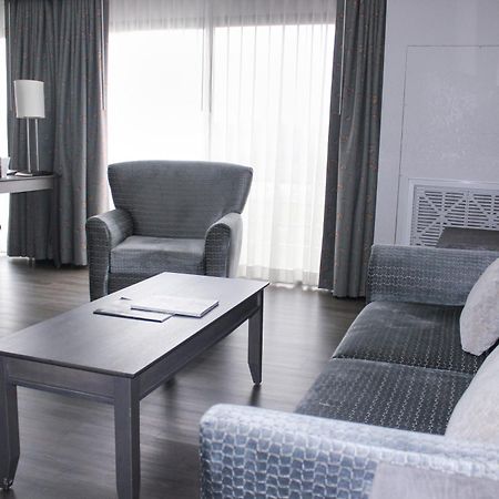 เทิร์ฟ แวลเลย์ รีสอร์ต แอนด์ สปา Hotel เอลลิคอทท์ซิตี้ ภายนอก รูปภาพ